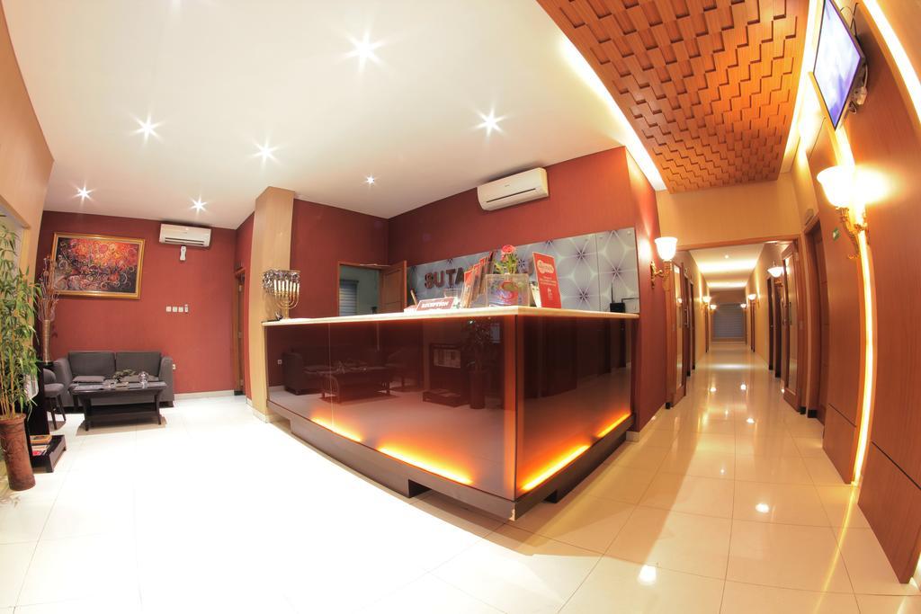 Sutan Raja Guest House Bandung Exterior foto