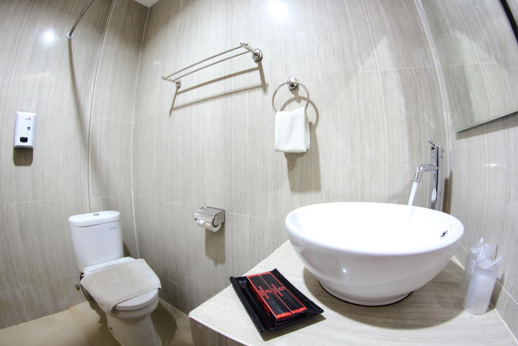 Sutan Raja Guest House Bandung Exterior foto
